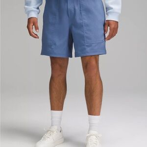 LIKE NEW Lululemon Relaxed-Fit Pull-On Short 7" Light Woven Medium Oasis Blue
